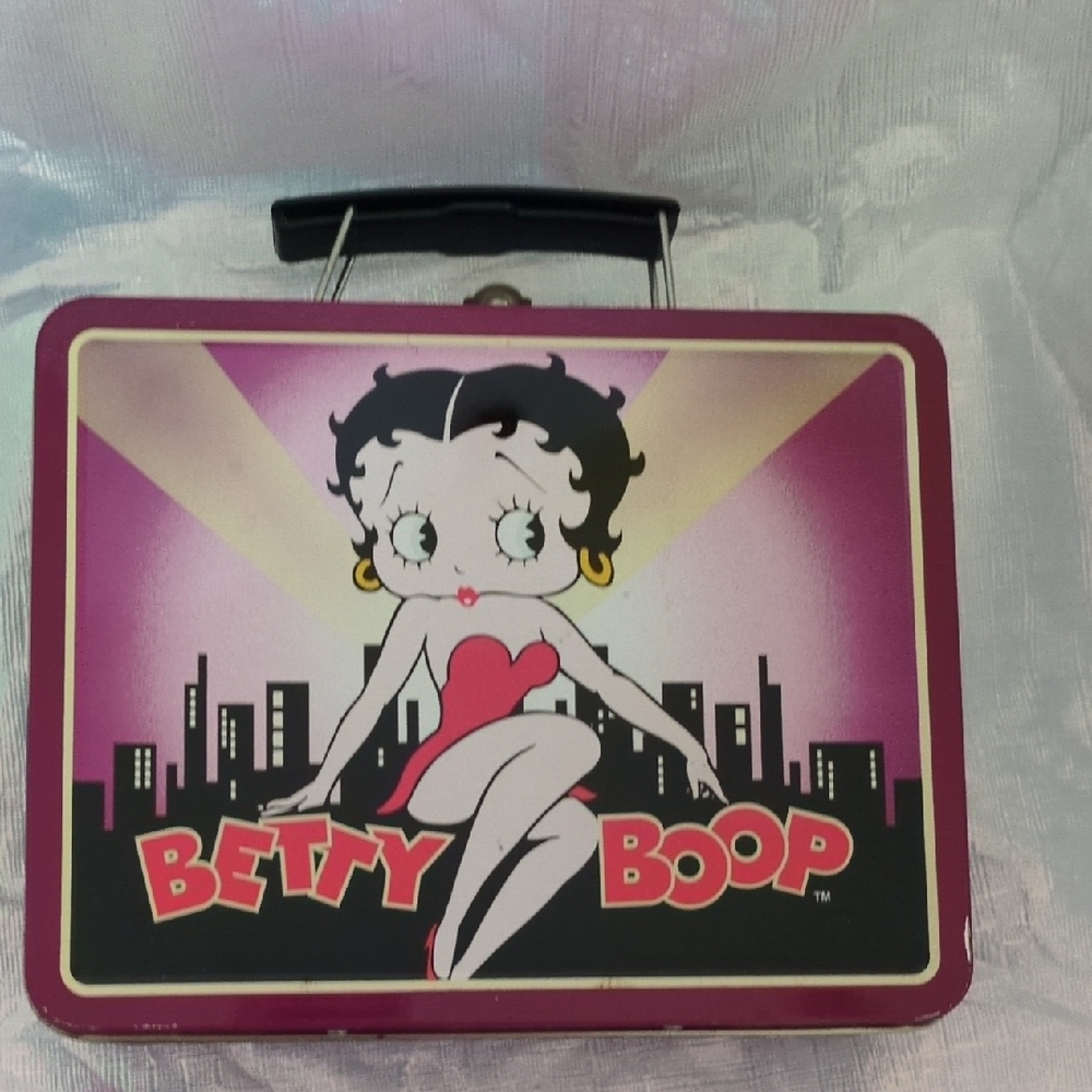 Betty Boop Lunchbox with Pink and Purple Design